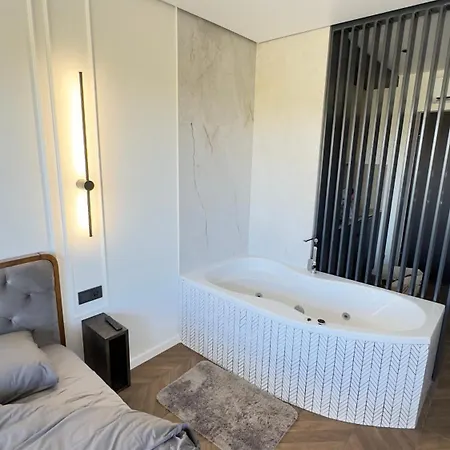 Jakuzzi - Vanagupe - Prabangus Apartamentai Palangoje *